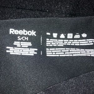 Reebok Pants - Black Reebok Athletic Stretch Capri Pants Reebok Pants - Black Reebok Athletic Stretch Capri Pants